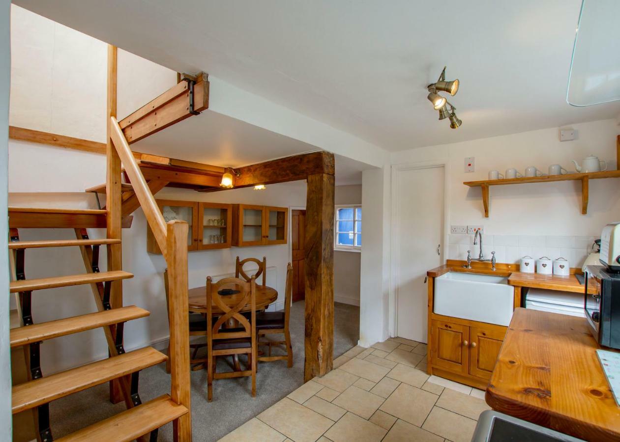 60 And A Half Bailgate Apartment Lincoln Luaran gambar